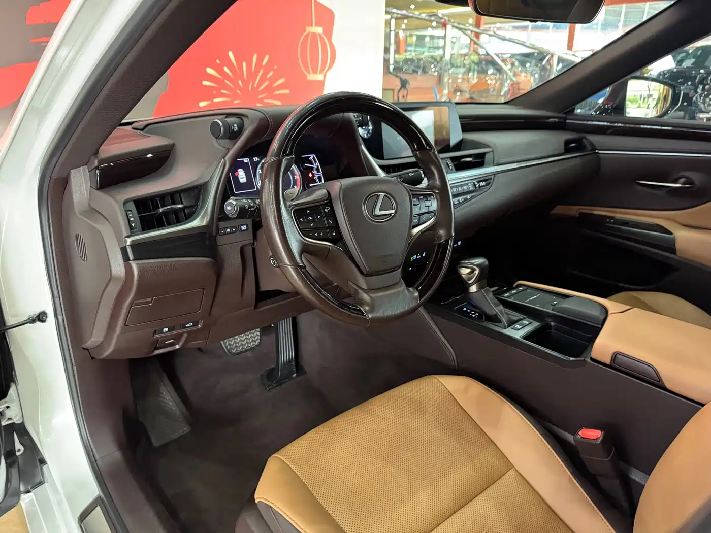 Lexus ES 2020 200 Luxury фото 7
