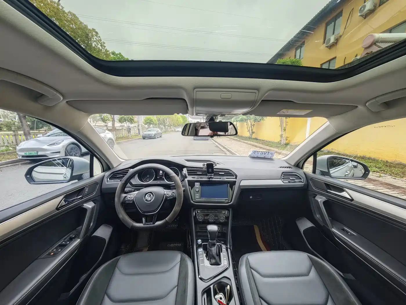 Volkswagen Tiguan L 2019 330TSI Automatic 2WD Panorama Comfort Edition China VI фото 6