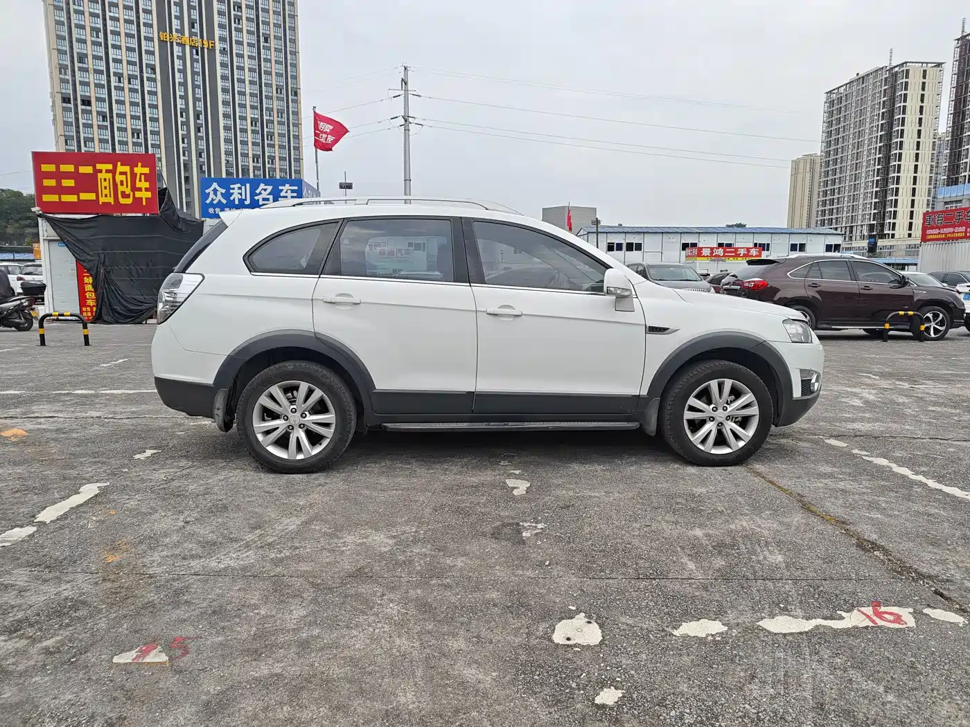 Chevrolet Captiva 2014 2014 2.4L 4WD Flagship 7-seater