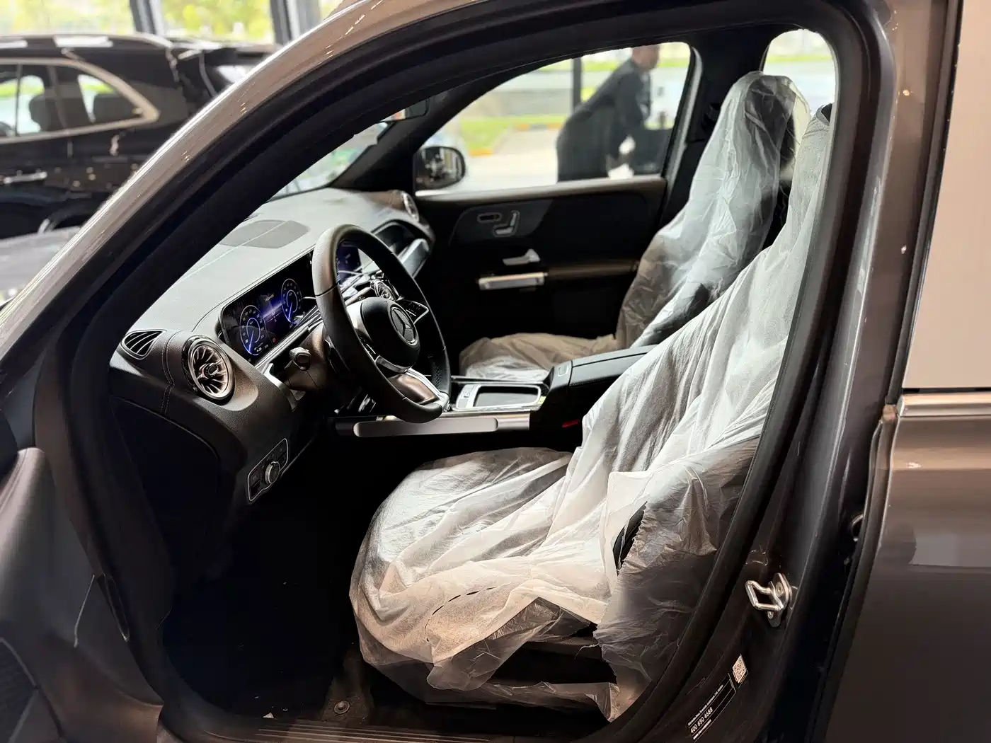 Mercedes-Benz EQB 2026 2025 EQB 260