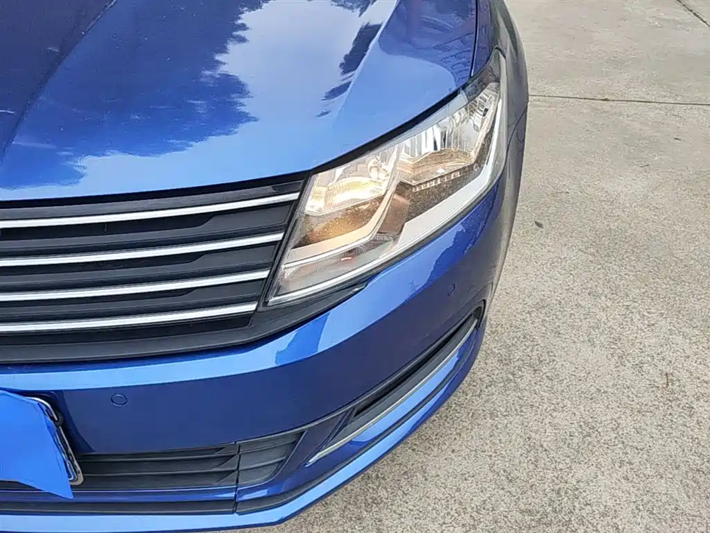 Volkswagen Lavida Tour 2015 1.6L Automatic Comfort Edition фото 24