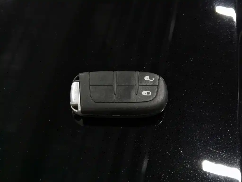 Фото 19 - Jeep Grand Cherokee (Import)