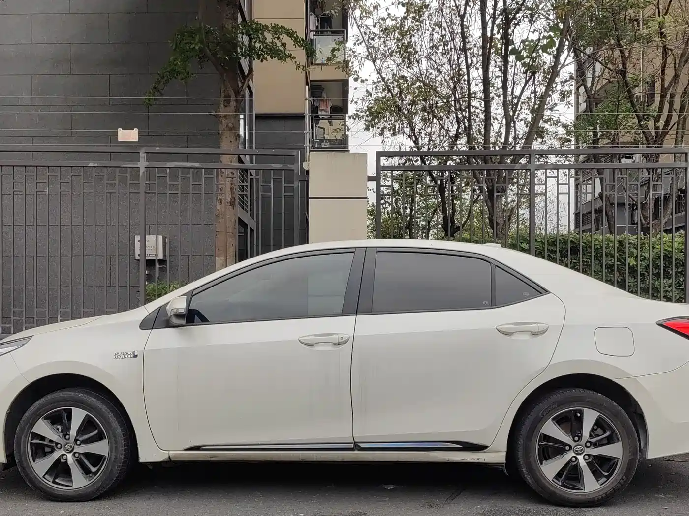 Toyota Levin Twin Engine E+ 2019 1.8PH GS E-CVT Elite Edition фото 7