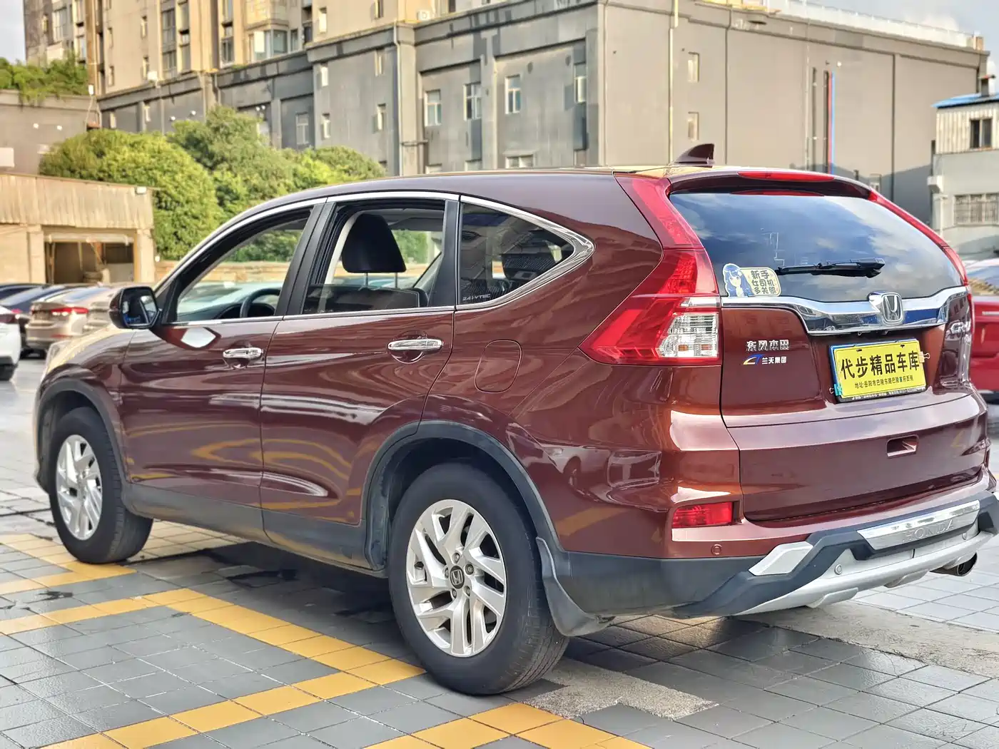 Фото 20 - Honda CR-V