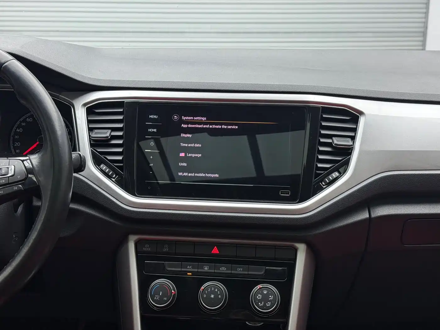 VOLKSWAGEN T ROC EXPLORING SONGS