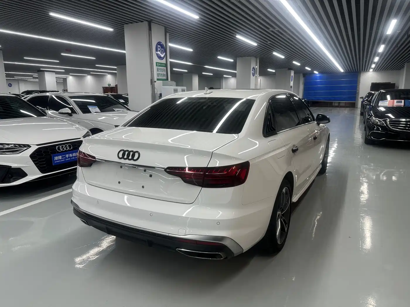 Audi A4L 2020 40 TFSI Fashion Dynamic Edition фото 14
