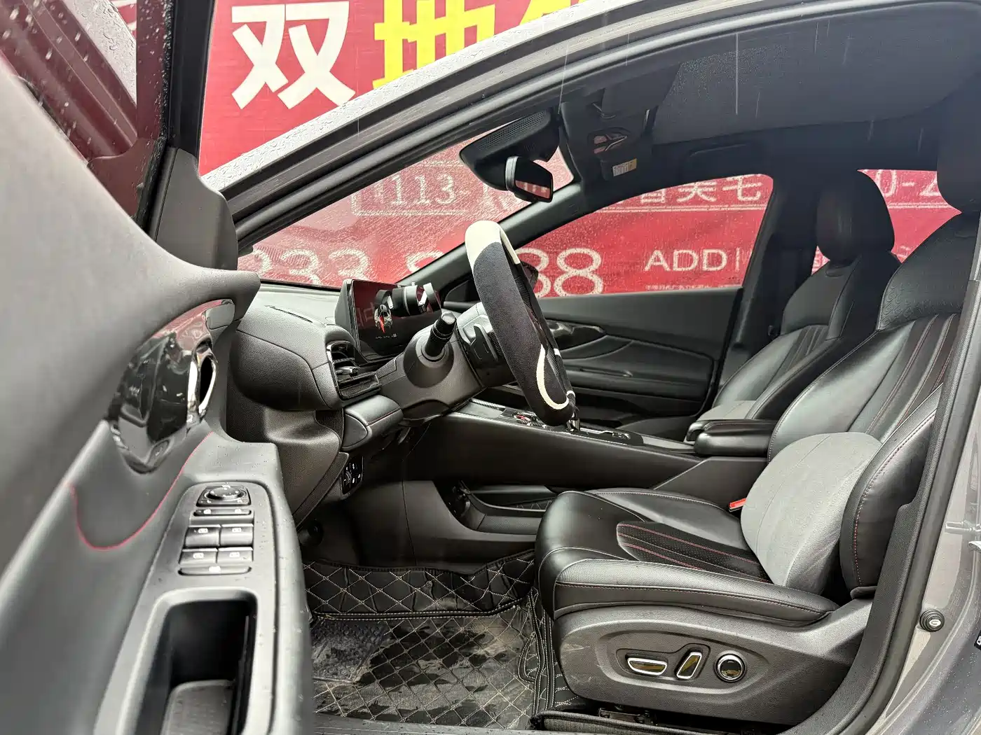 GAC Trumpchi Trumpchi Emkoo 2023 270T DCT J16 Edition фото 5