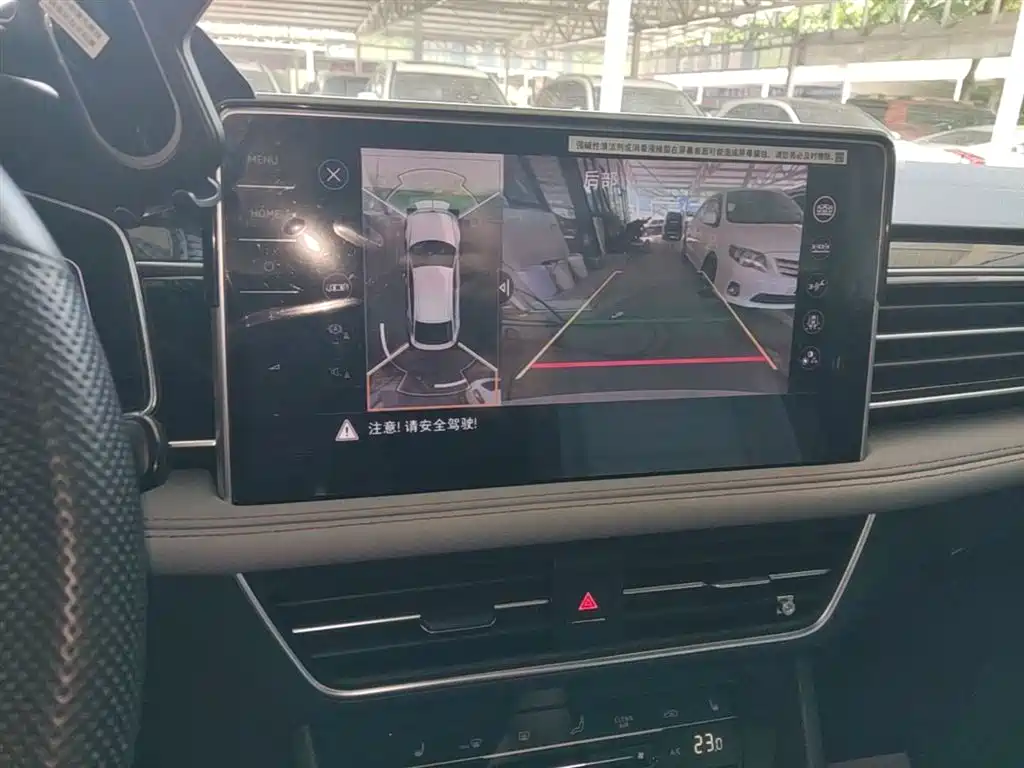 Volkswagen Tiguan X 2022 330TSI 2WD Flagship Edition фото 13