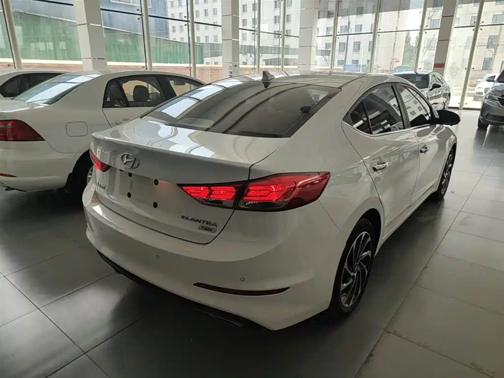 Hyundai Elantra 2019 1.4T Dual-clutch XuanDong·Vitality Type фото 7