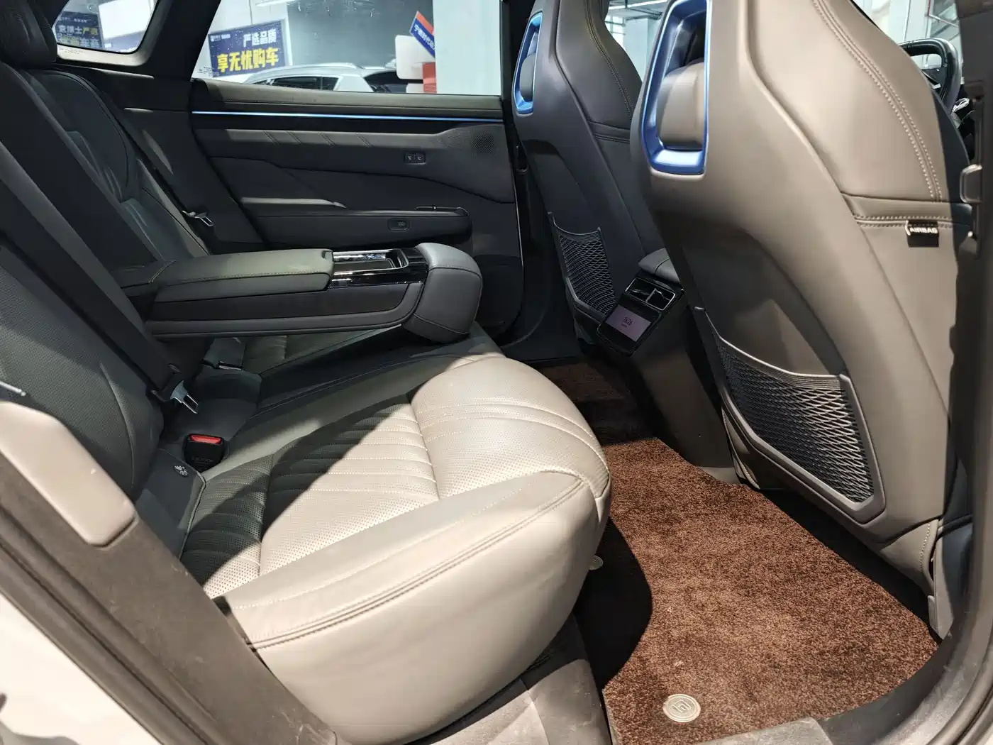 ZEEKR EXTREME KRYPTON 001