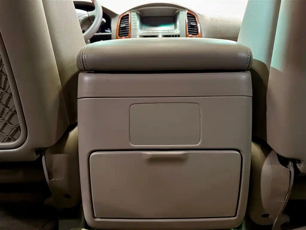 Toyota Land Cruiser 2005 4.7L Automatic VX-R фото 24