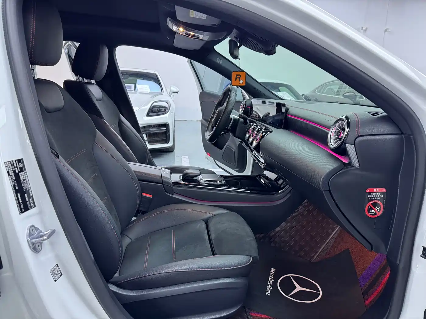 Mercedes-Benz A-Class 2023 A 200 L Fashion фото 15