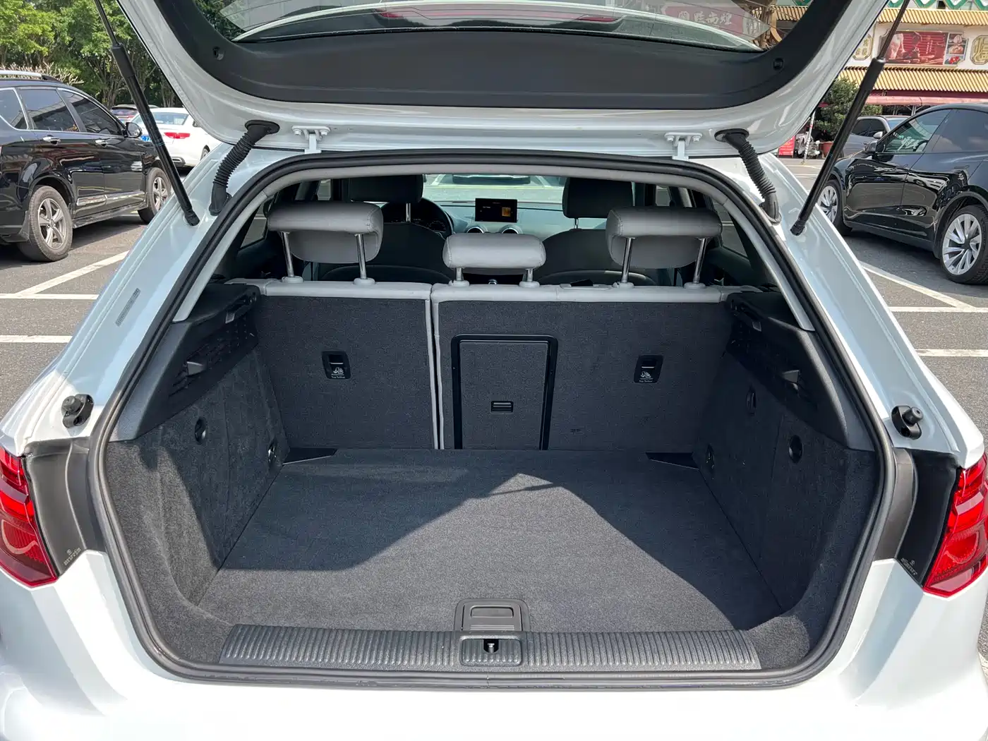 Audi A3 2020 Facelift Sportback 35 TFSI Progressive (China VI) фото 6