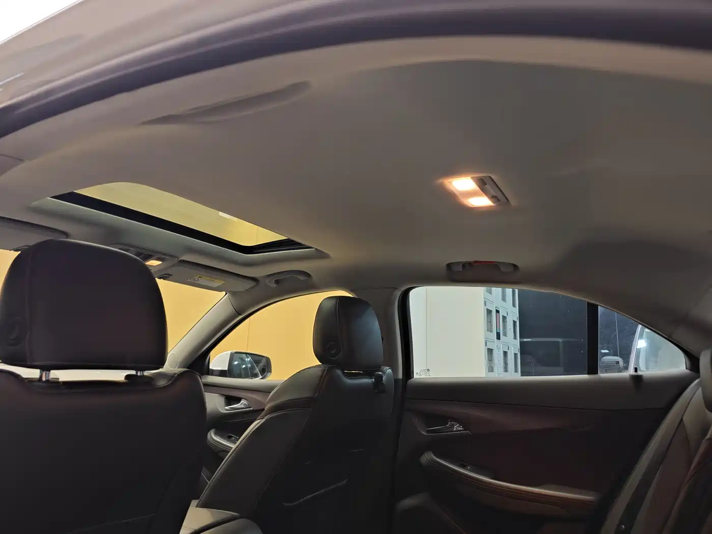 Chevrolet Malibu 2018 530T Automatic Luxury Edition фото 23