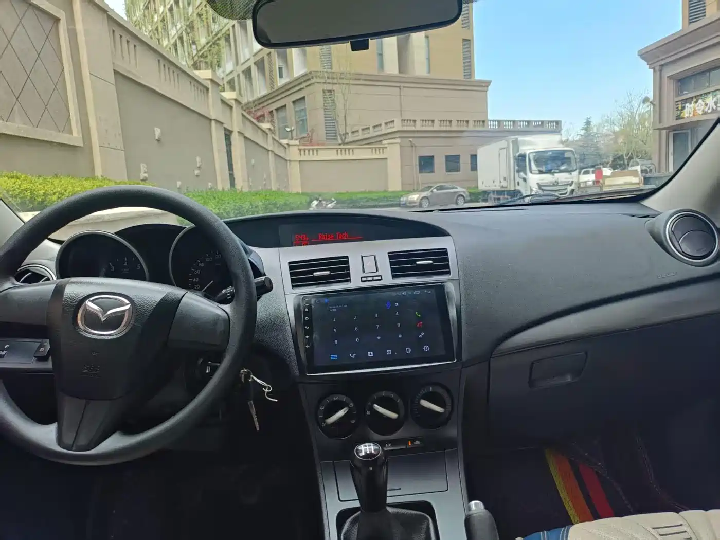 Mazda Mazda3 Axela 2014 2011 Sedan 1.6L Manual Comfort
