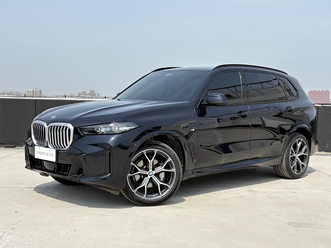 BMW X5 2025 Model xDrive 30Li Exclusive M Sport Blackout Package фото 7