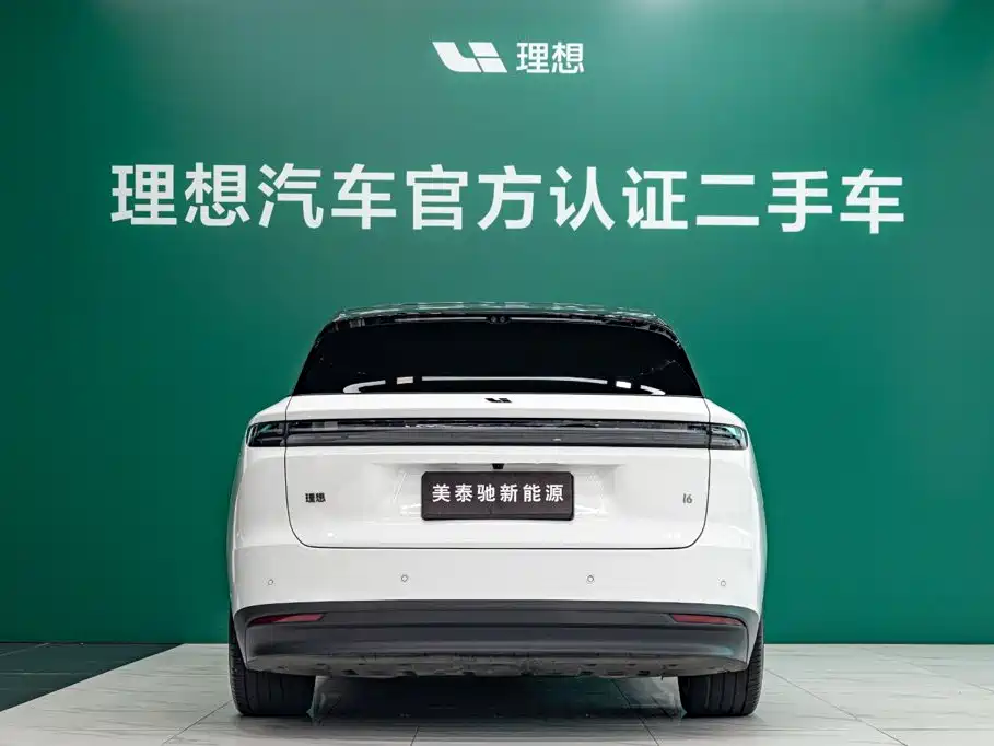 Photo 3 - Li Auto i6