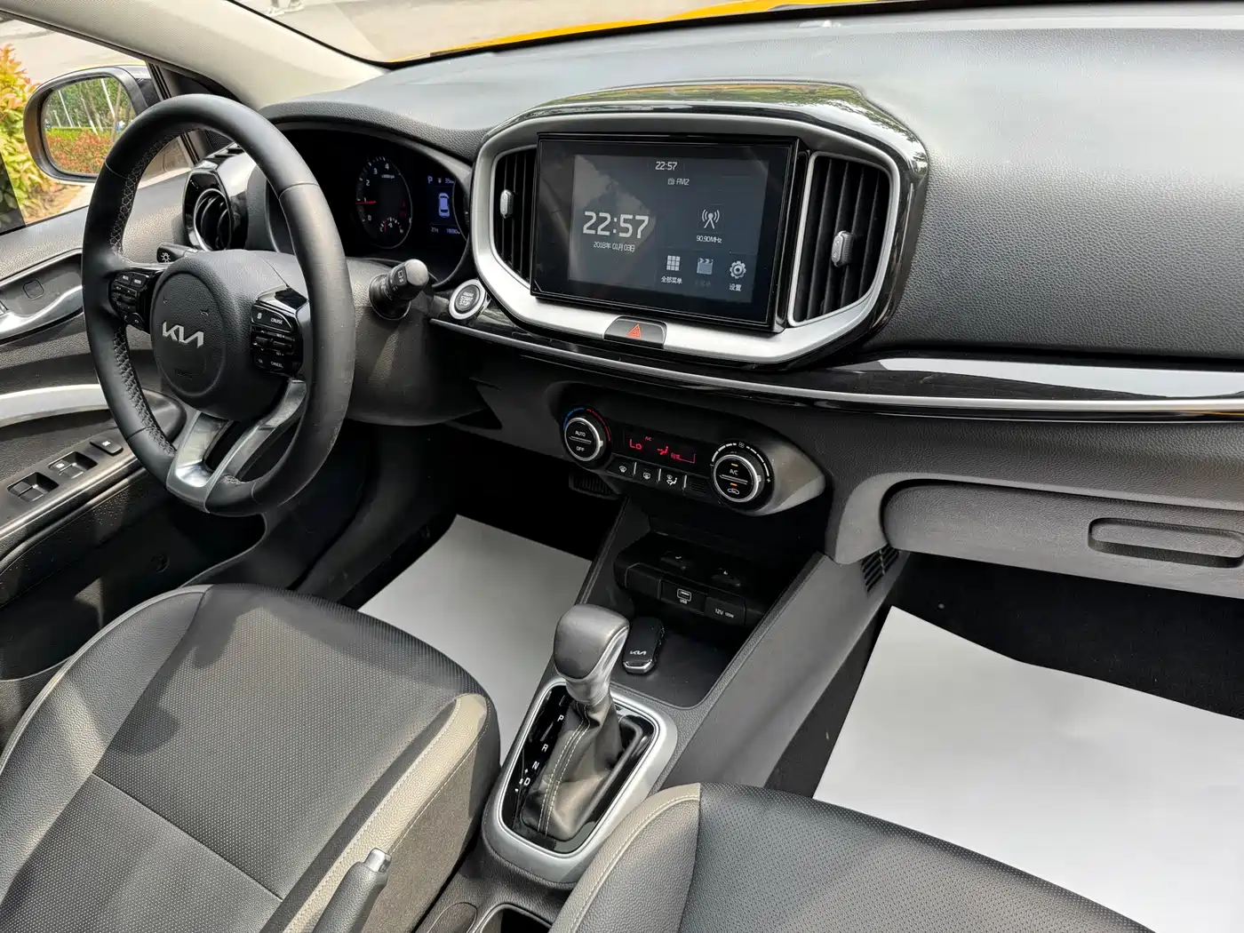Kia KX1 2021 1.4L CVT Sunroof Version фото 24