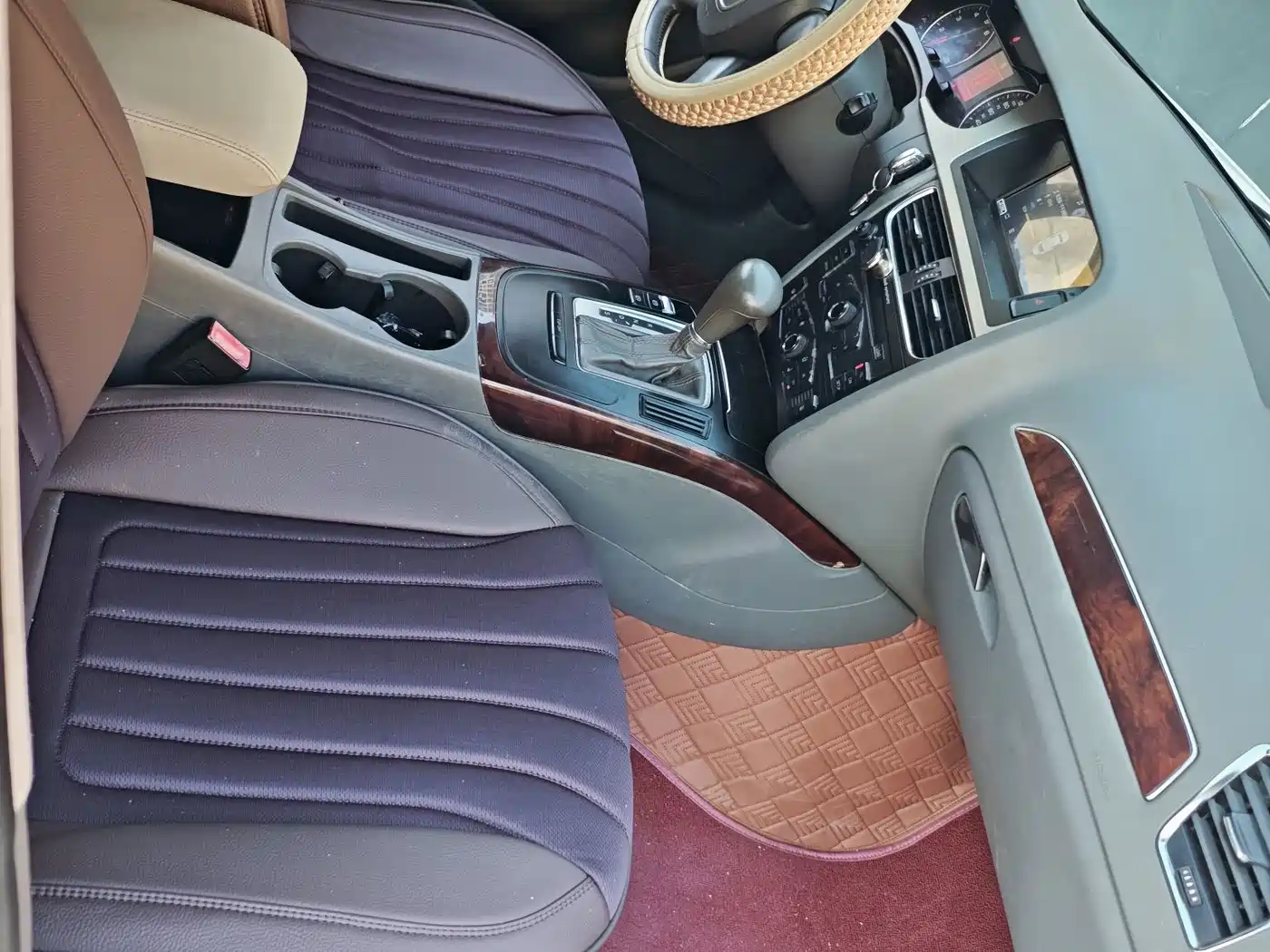 Audi A4L 2010 2010 2.0 TFSI Sport