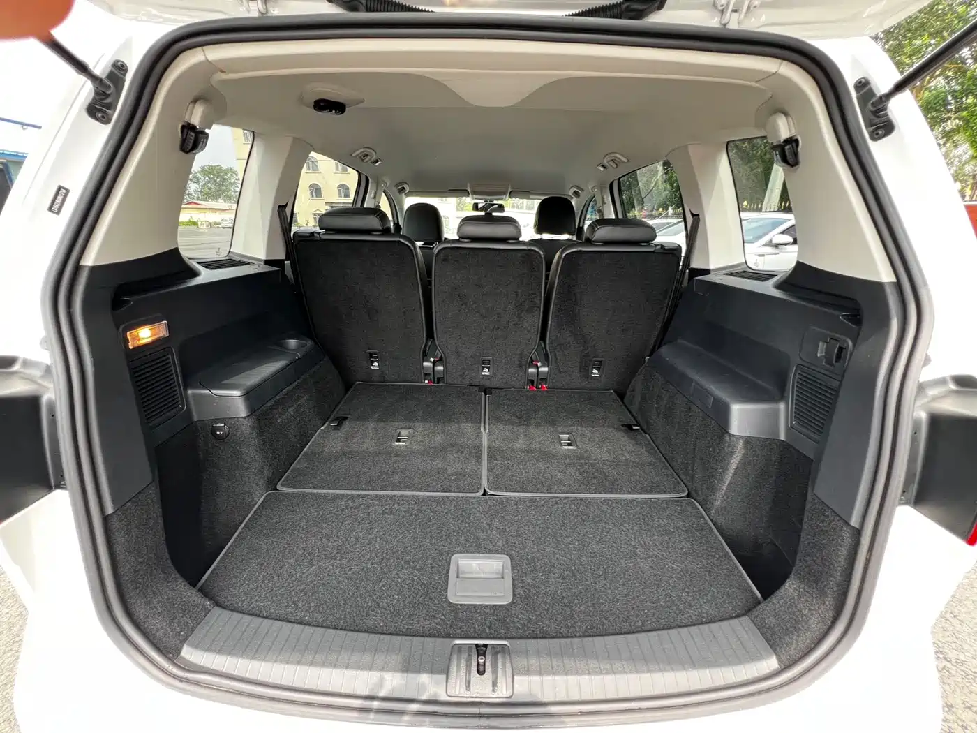 Volkswagen Touran 2021 2021 Touran L 280TSI DSG Trend Edition 7-seater