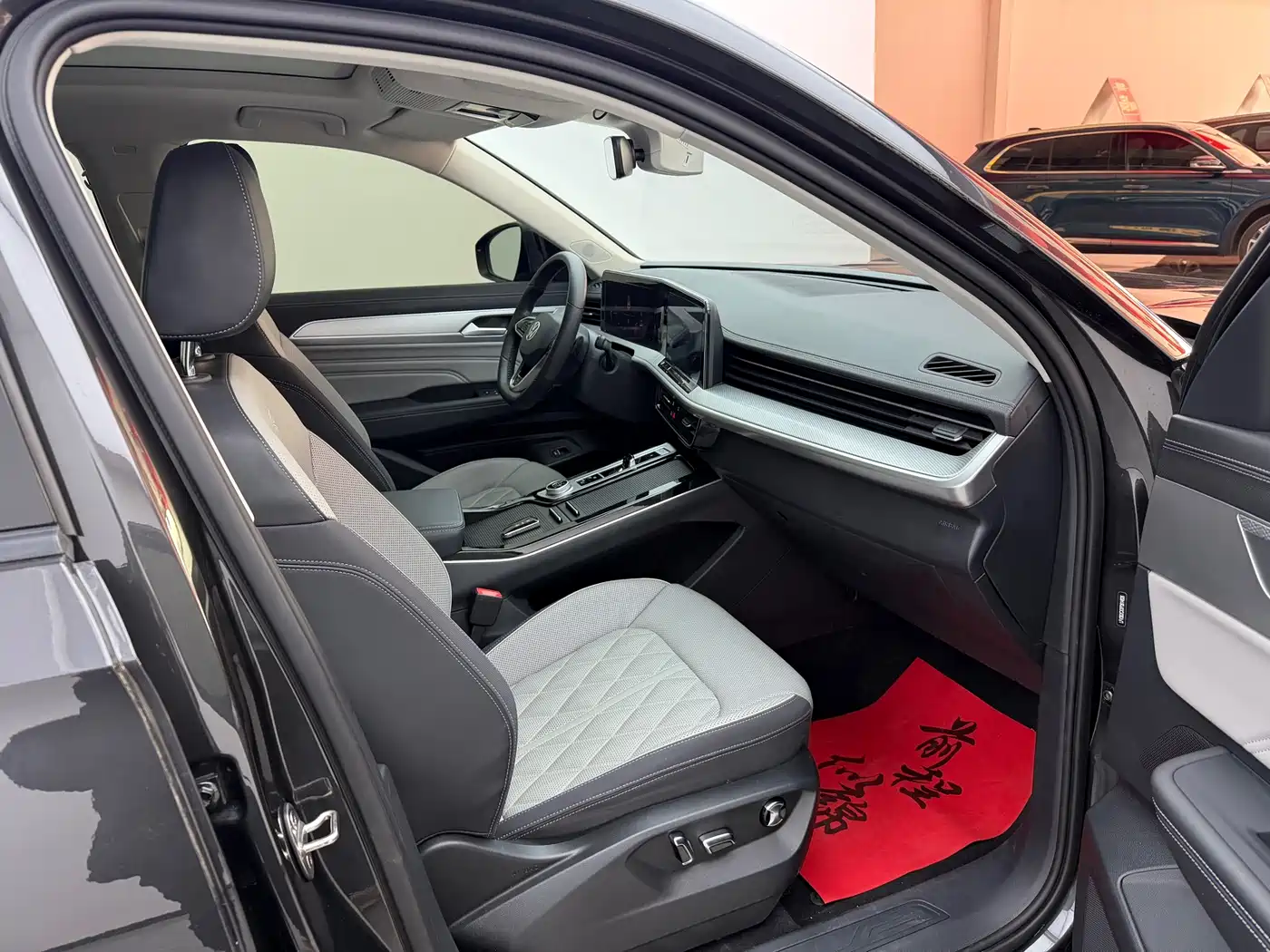 Volkswagen Talagon 2023 380TSI 4WD R-Line Touring Edition фото 19