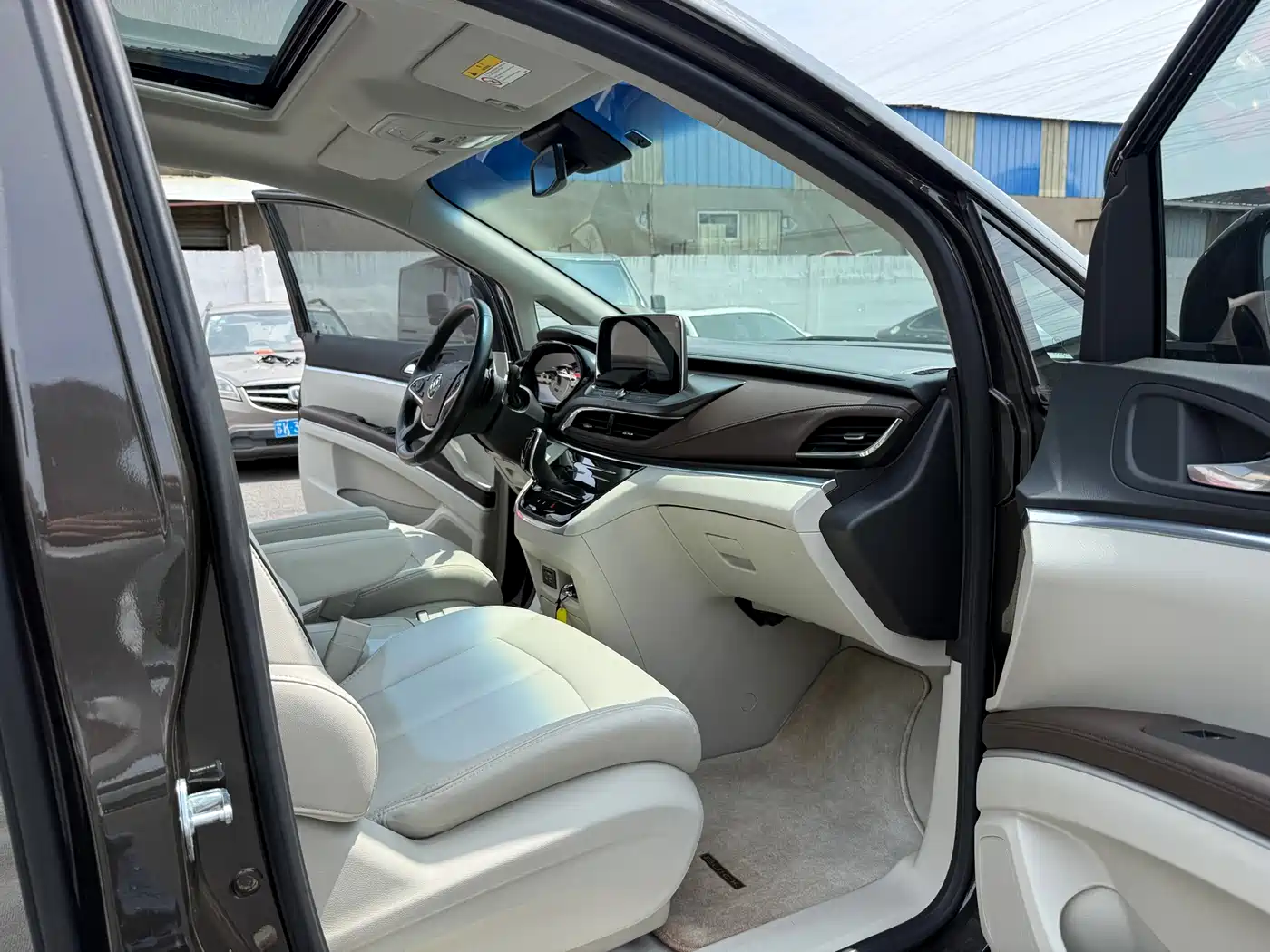 BUICK GL8