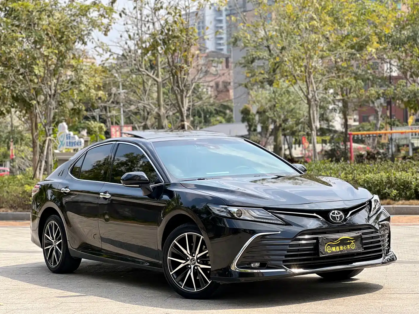 Toyota Camry 2021 2.5G Luxury Edition фото 2