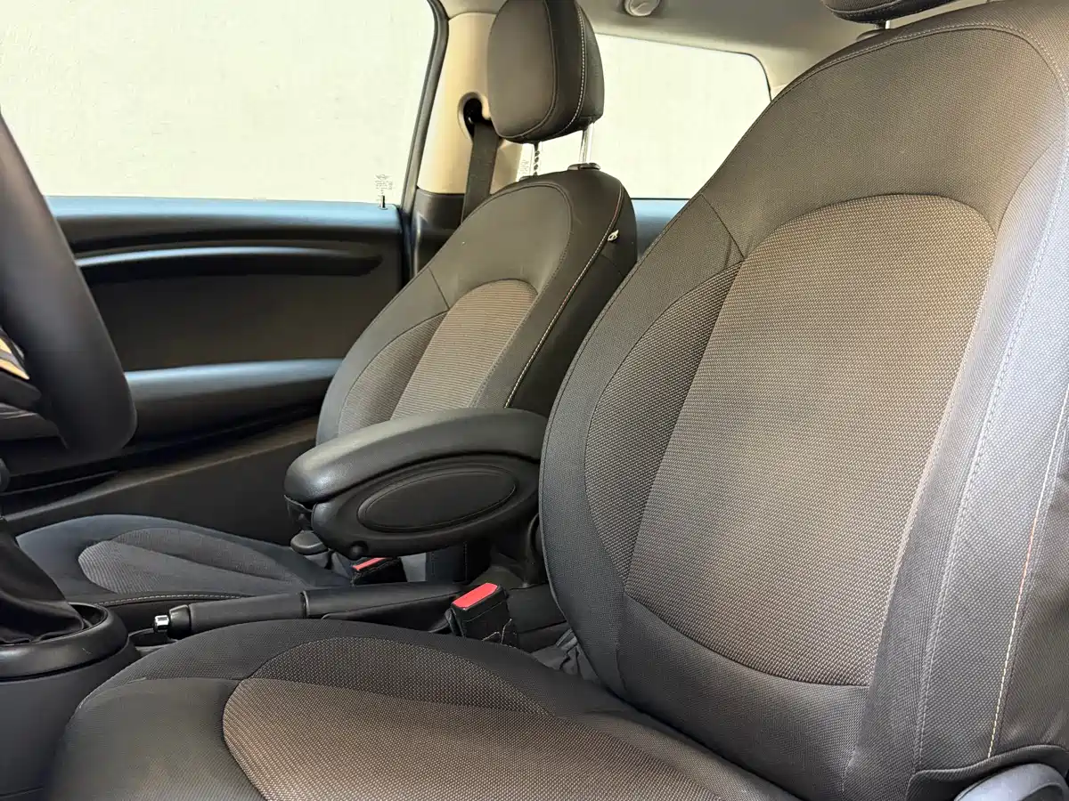 MINI 2014 1.2T ONE фото 6