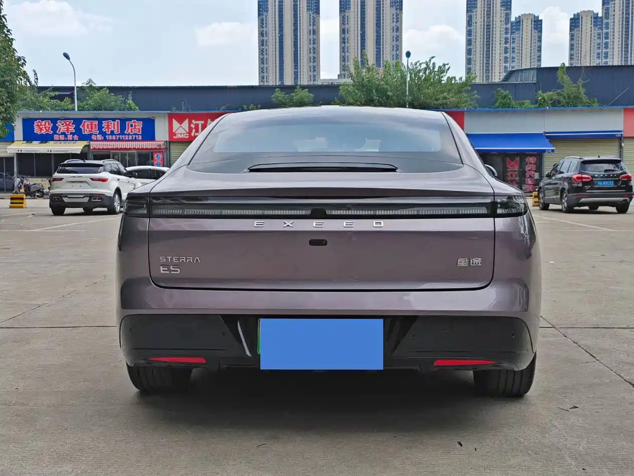 Exeed Exlantix ES 2025 2025 Range Extender Max Urban Assist