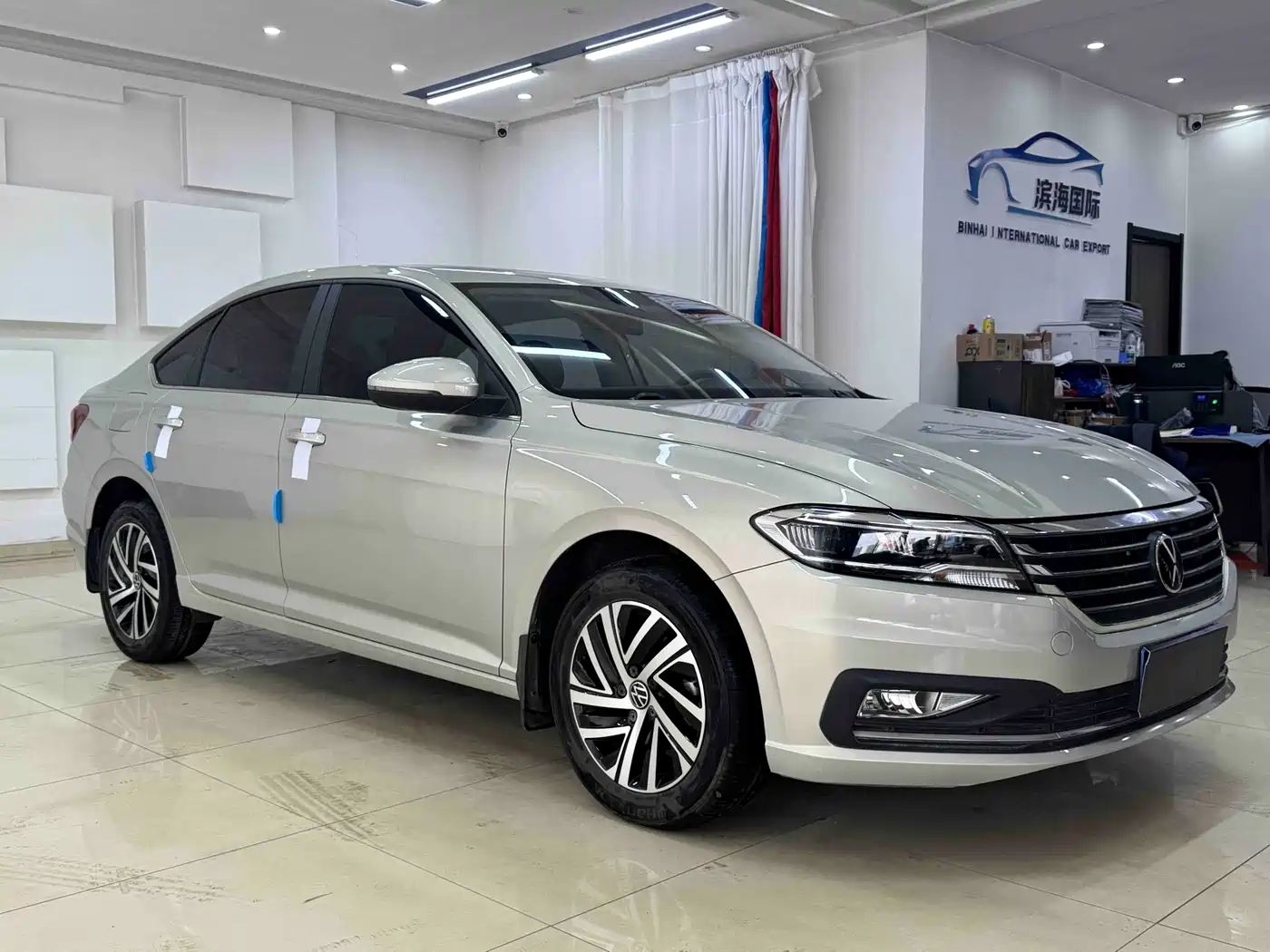 Volkswagen Lavida 2022 1.5L Auto Comfort Edition фото 3