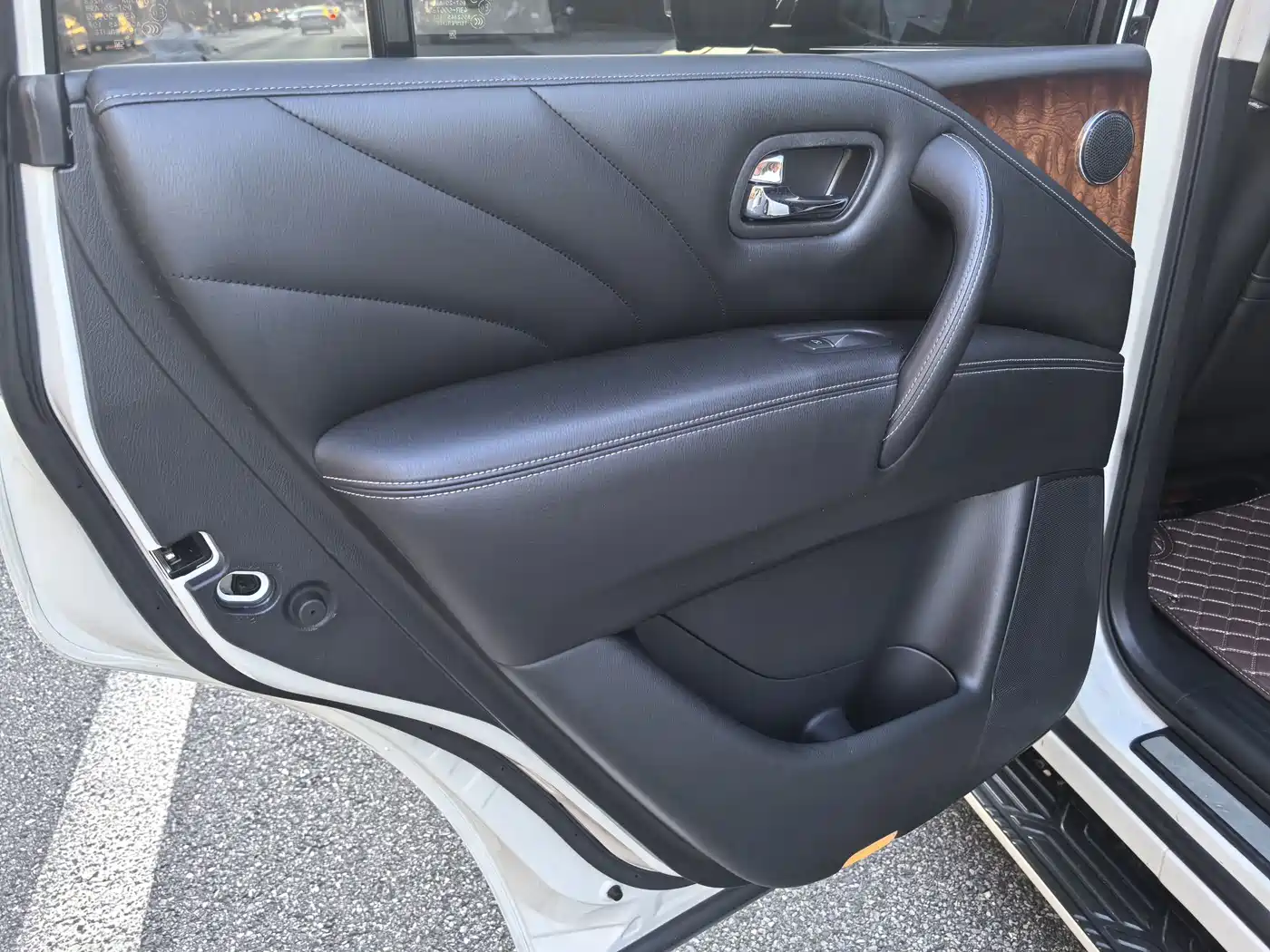 Infiniti QX80 2016 2016 5.6L 4WD