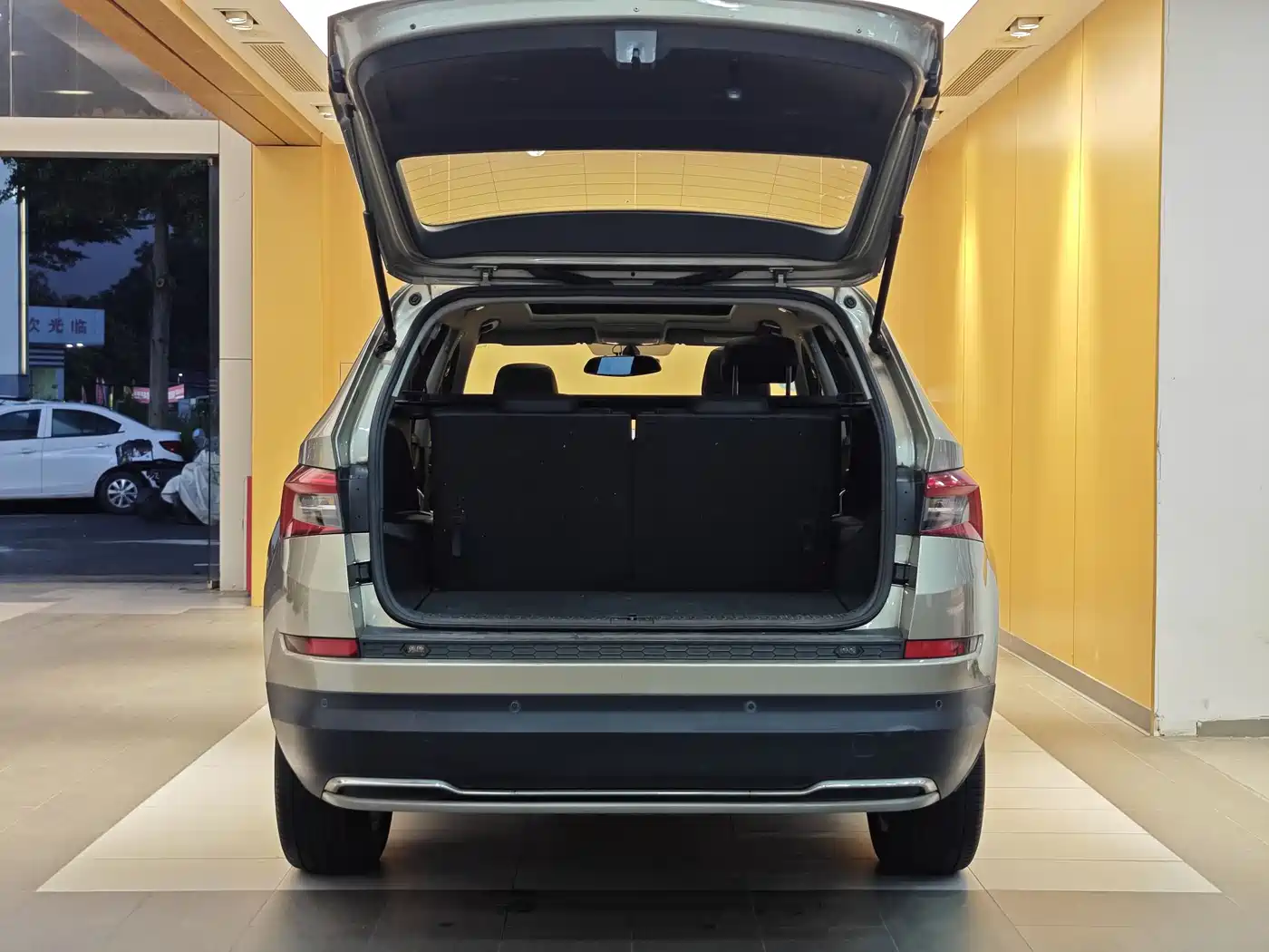 Škoda Kodiaq 2017 TSI330 7-seater 2WD Luxury Edition фото 29
