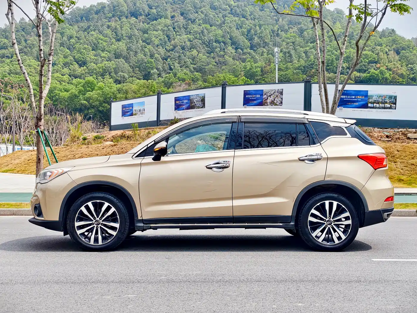 GAC Trumpchi Trumpchi GS4 2017 235T Automatic 2WD Luxury Smart Connected Edition фото 11