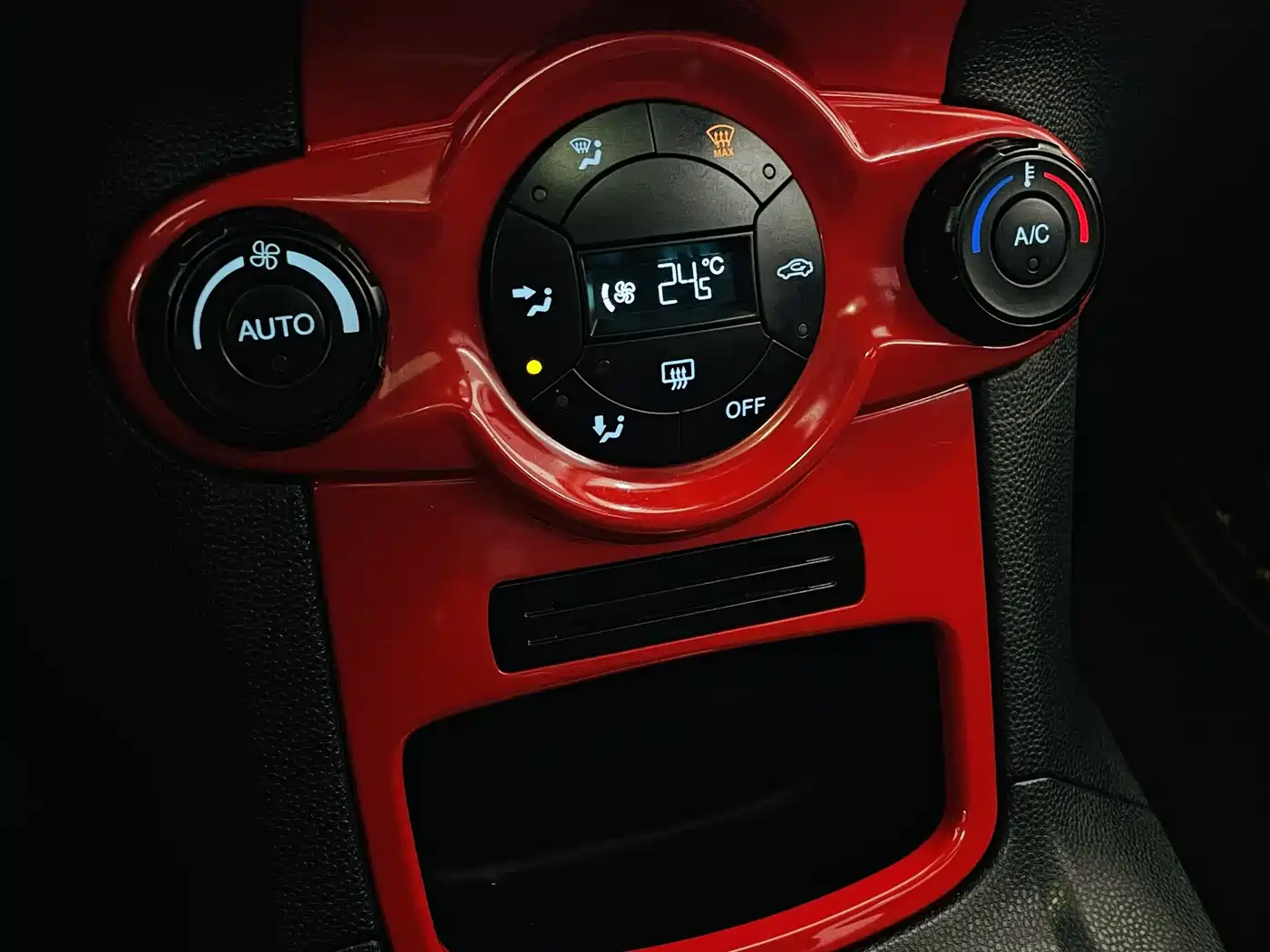 Photo 9 - Ford Fiesta