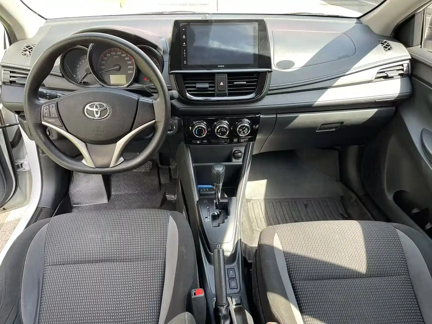 TOYOTA VIOS