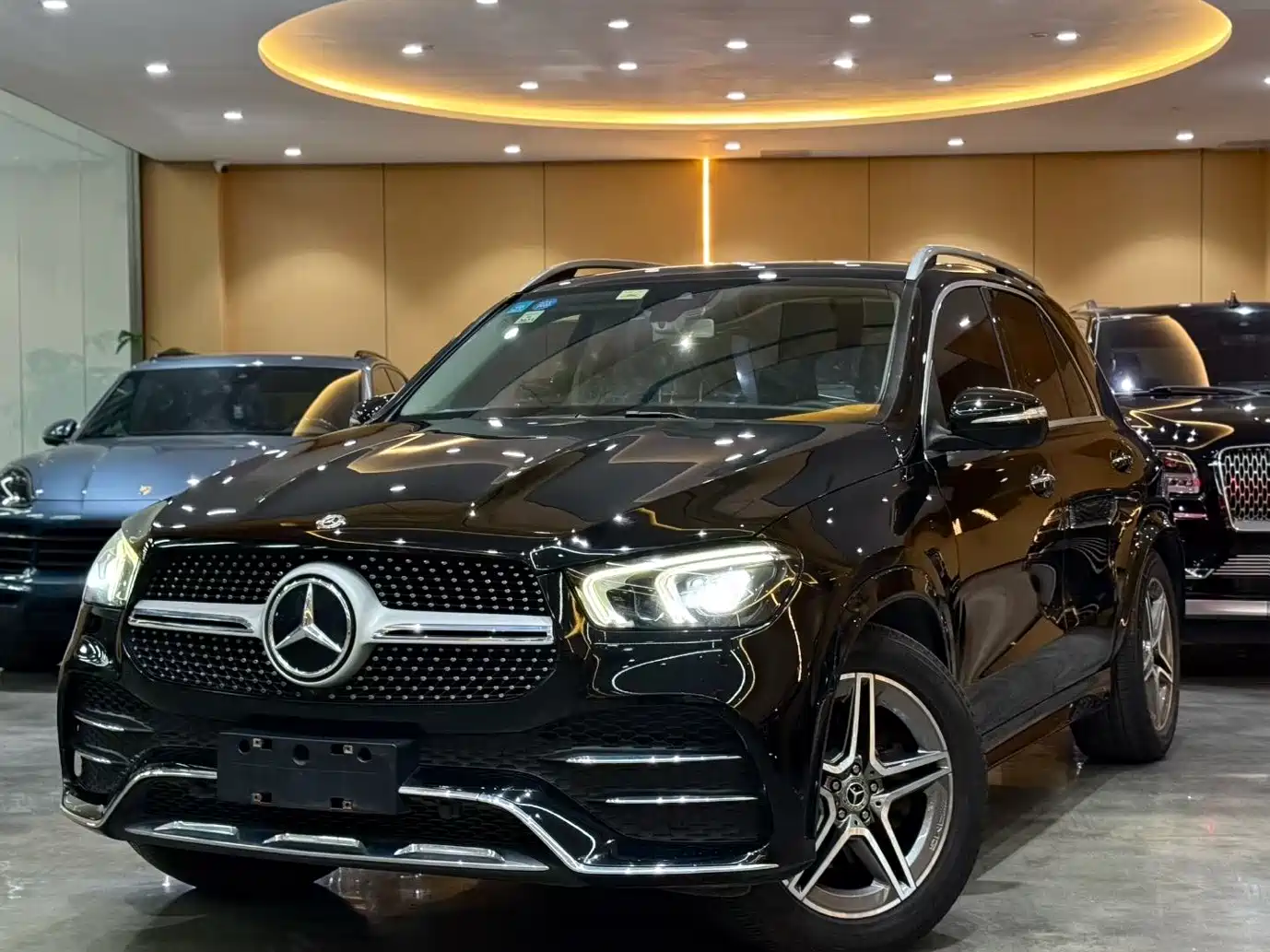 Mercedes-Benz GLE 2020 GLE 350 4MATIC Luxury фото 5