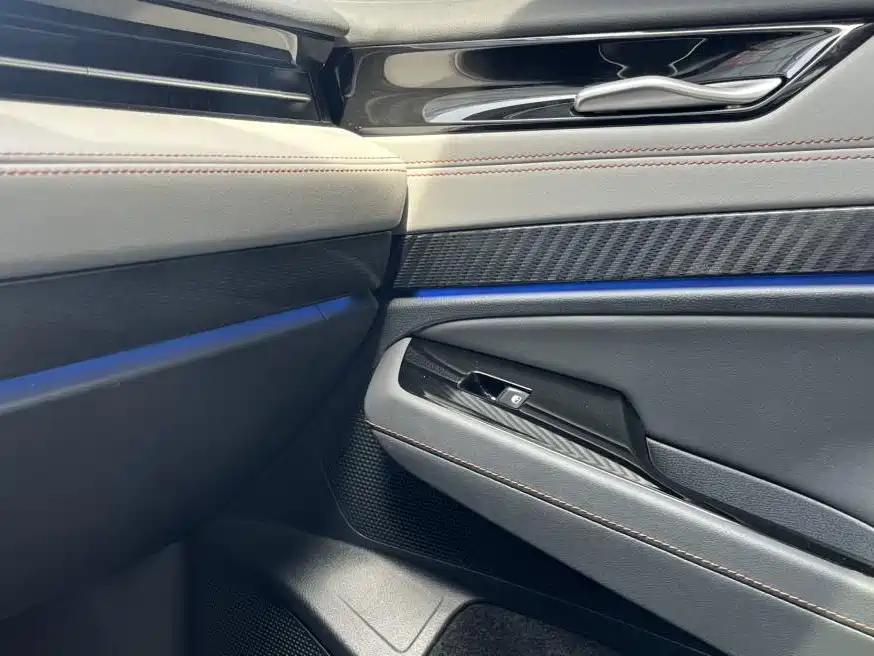 VOLKSWAGEN ID.7 VIZZION