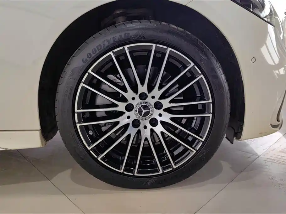 Mercedes-Benz C-Class 2024 Facelift C 260 L Sport фото 6