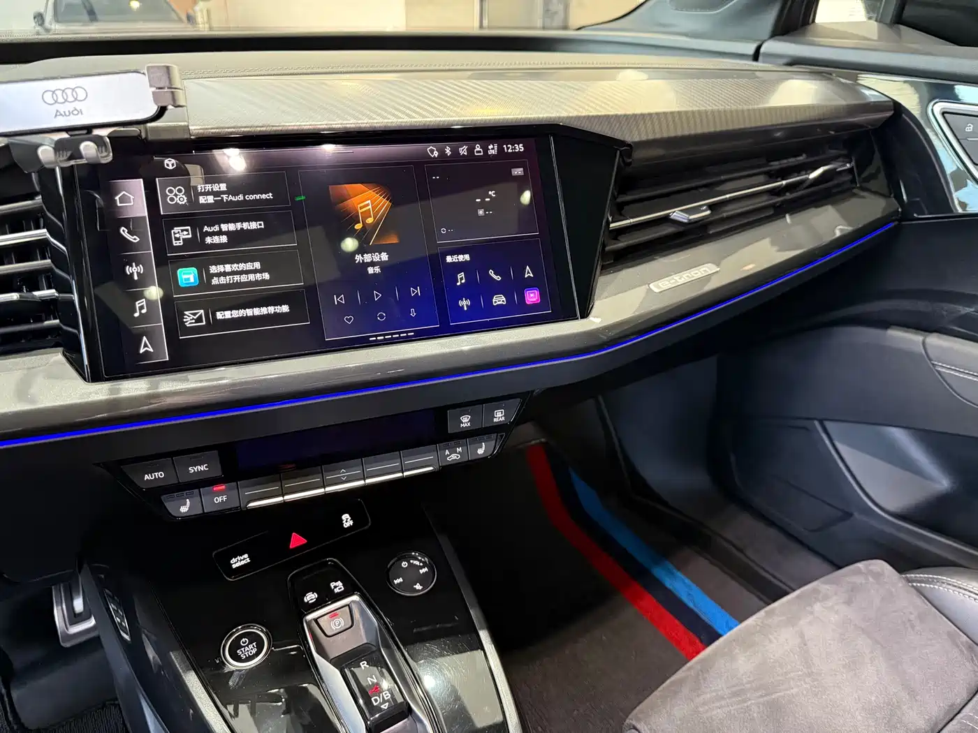 Audi Q4 e-tron 2023 40 e-tron Creation Night Edition фото 8