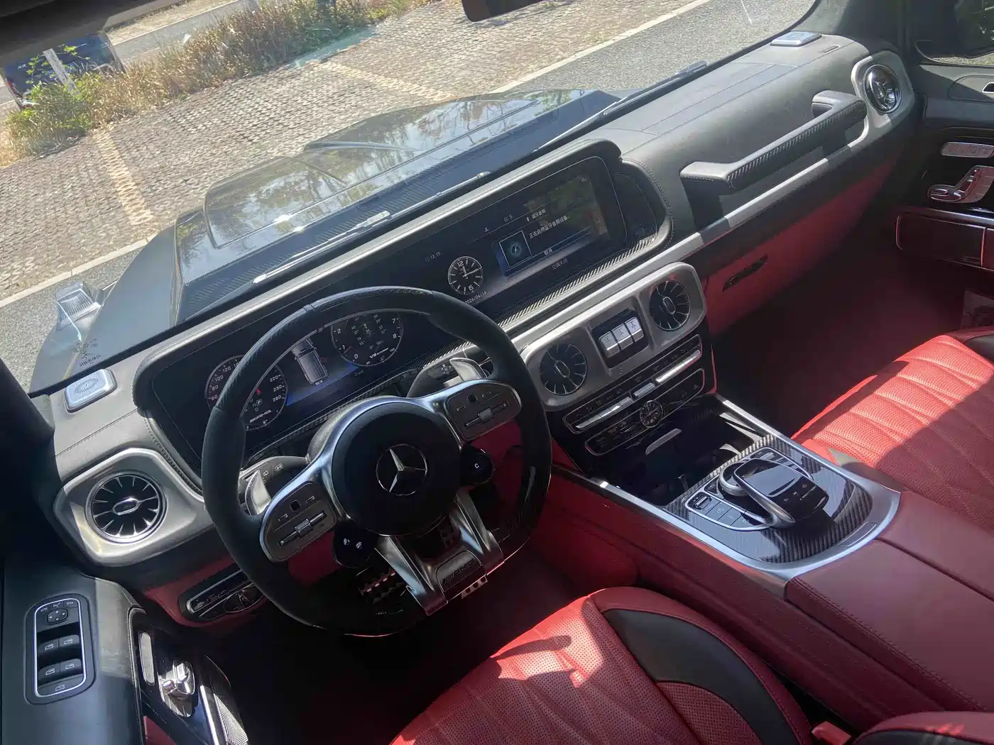 Mercedes-Benz G-Class AMG 2022 AMG G 63 фото 9