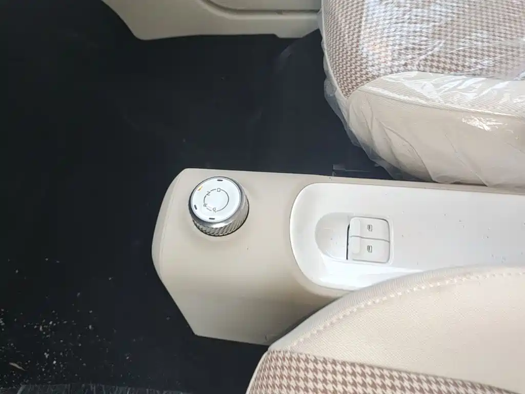 Wuling Motors Hongguang MINIEV 2026 2024 3rd Generation 215km Youth Edition