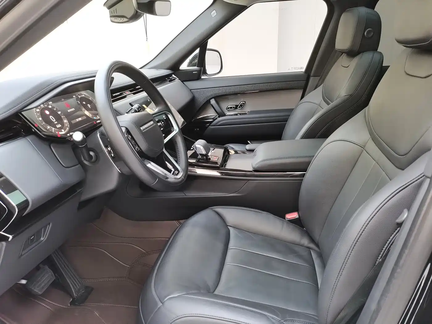 Land Rover Range Rover Sport 2024 360PS S фото 8