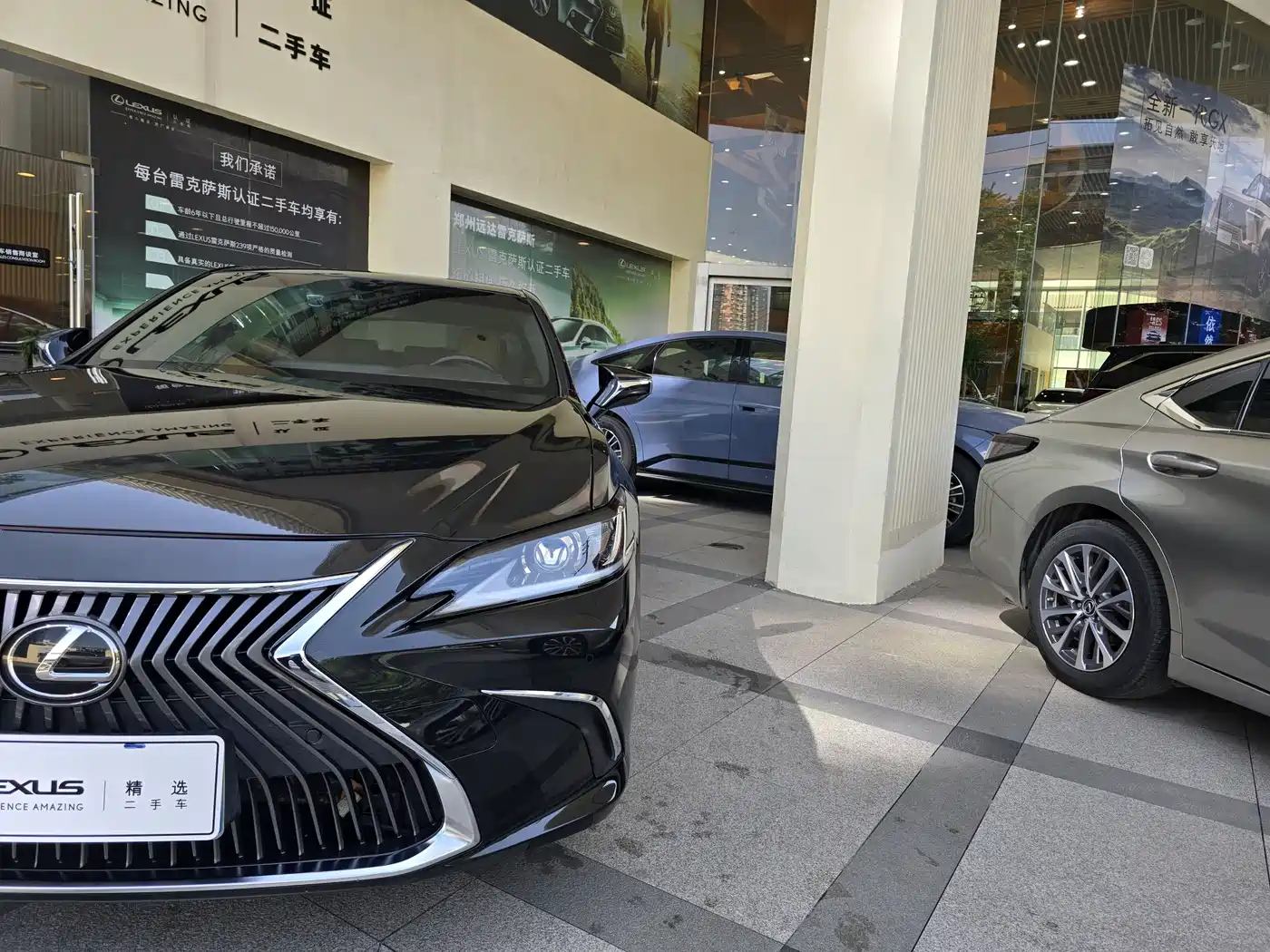Lexus ES 2020 200 Excellence фото 3