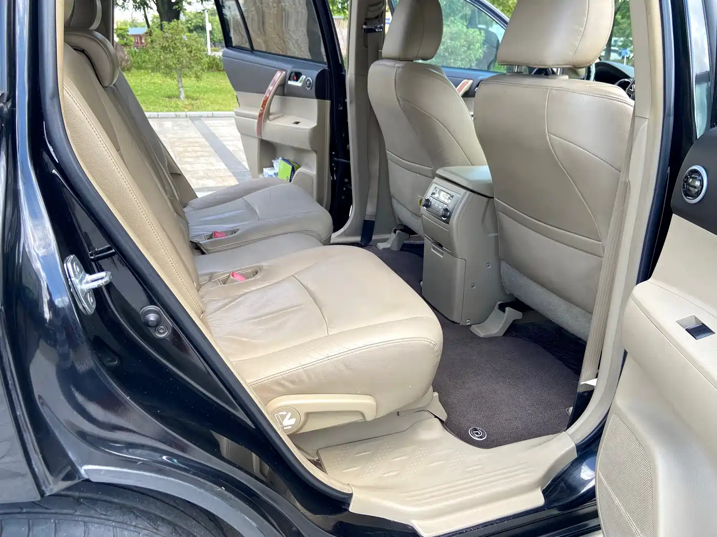 Toyota Highlander 2010 2009 2.7L 2WD 7-seater Luxury Edition
