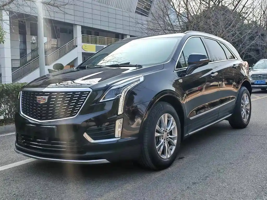 CADILLAC XT5