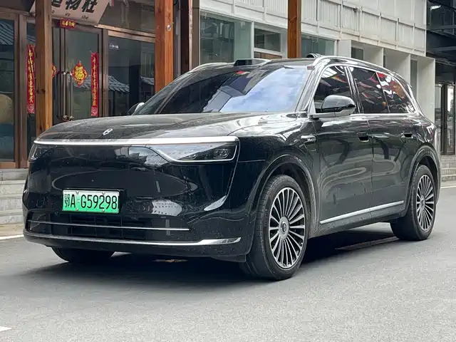 AITO Wenjie AITO M8 2025