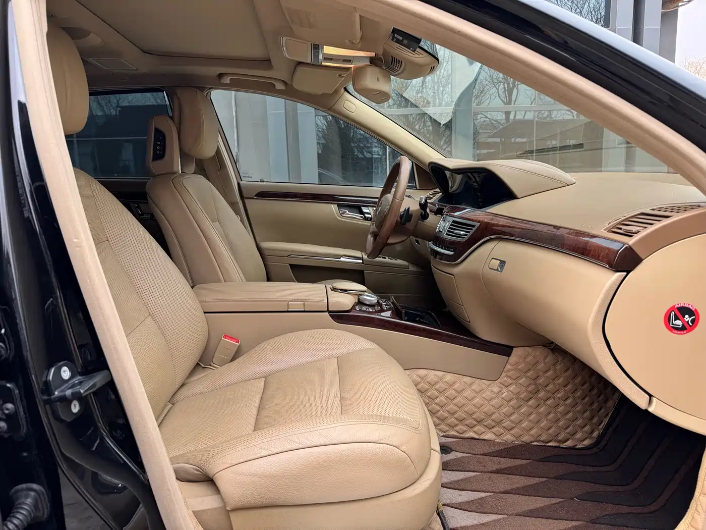 Mercedes-Benz S-Class 2012 S 300 L Luxury Grand Edition фото 25