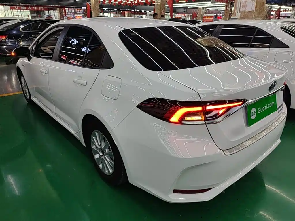Toyota Corolla 2023 1.8L Smart Hybrid Dual Engine Pioneer Edition фото 5