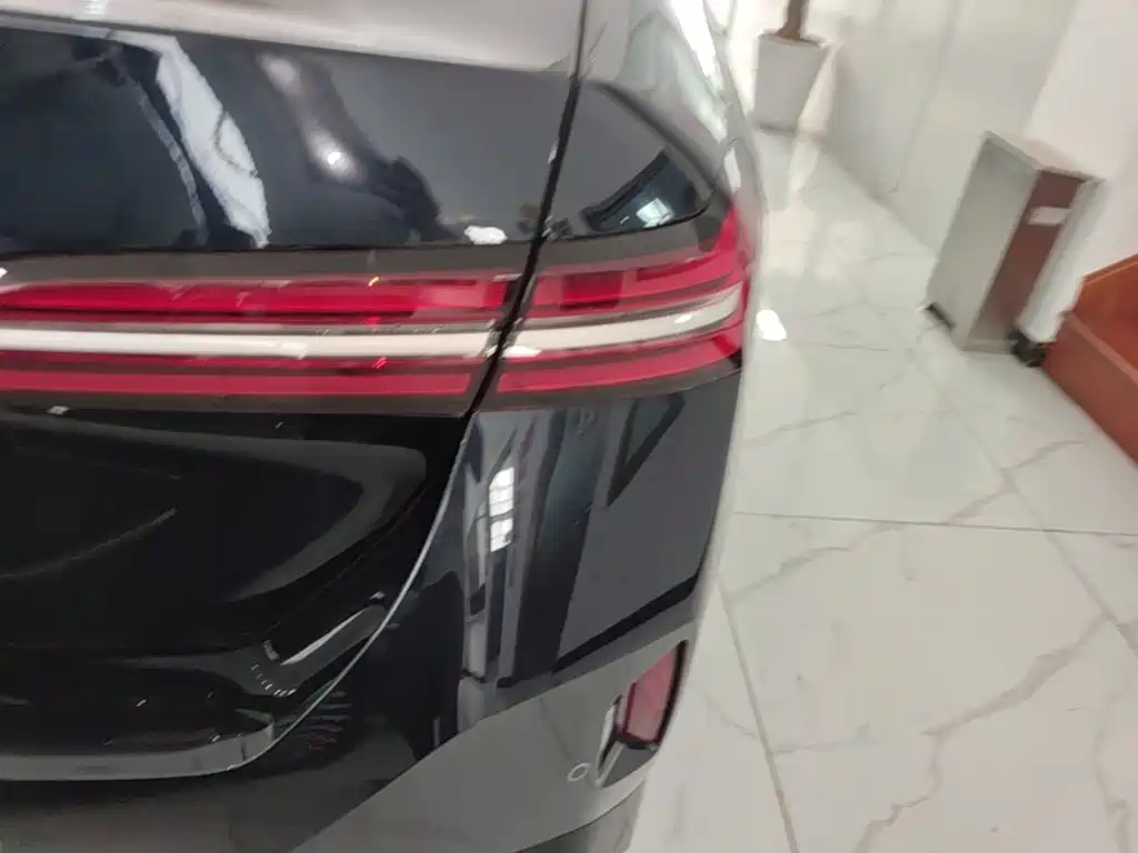 BMW i5 2025 2025 eDrive 35L M Sport Package