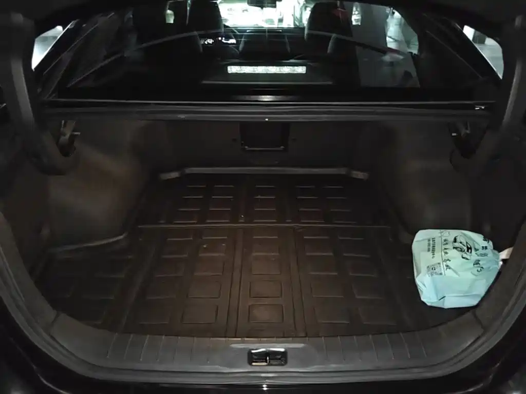 Photo 19 - Nissan Teana